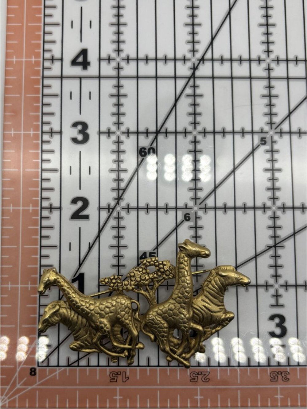 Vintage AJC Safari Stampede Brooch Pin 1970s or 80s Gold Tone Dimensional Signed - Picture 16 of 16